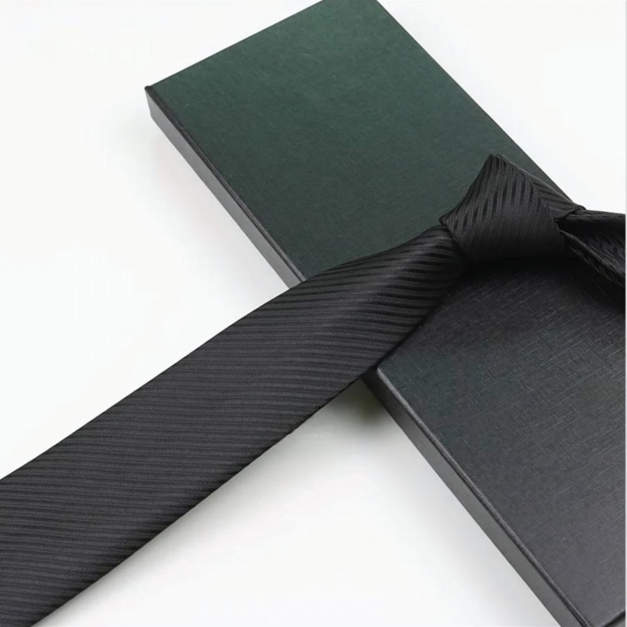 COR-0201 - Corbata Unicolor Negro Acanalada 8cm